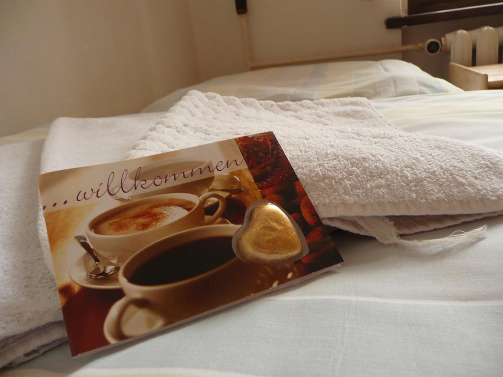 Pension Zur Wartburg Герліц Екстер'єр фото